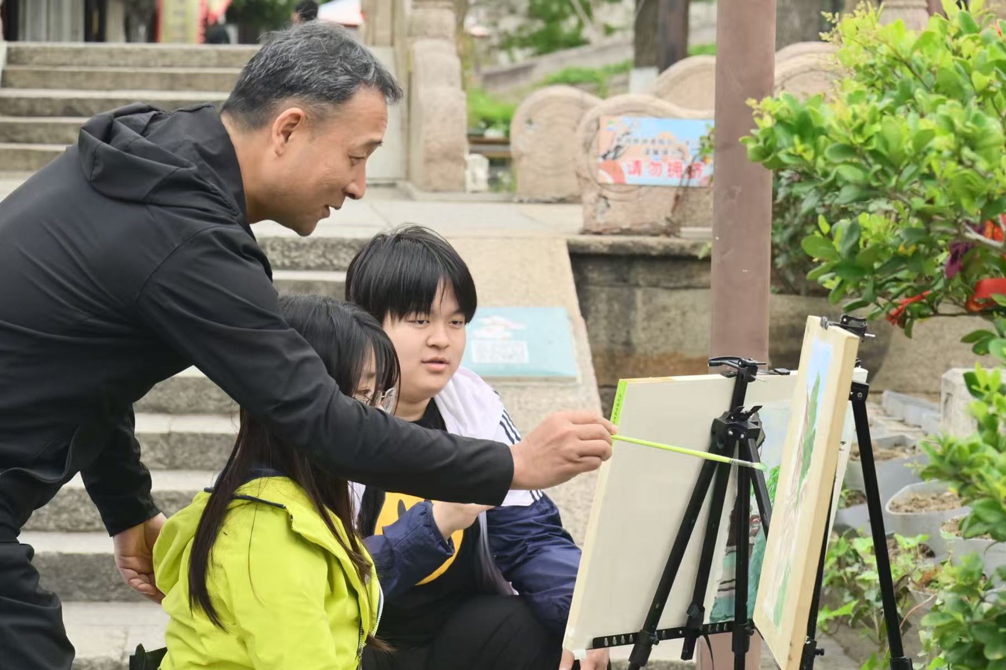 南京财经高职校赴鄂托克前旗职业中学开展系列德育与专业帮扶交流活动