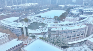 【金陵河西•校园】大寒遇雪，情暖校园