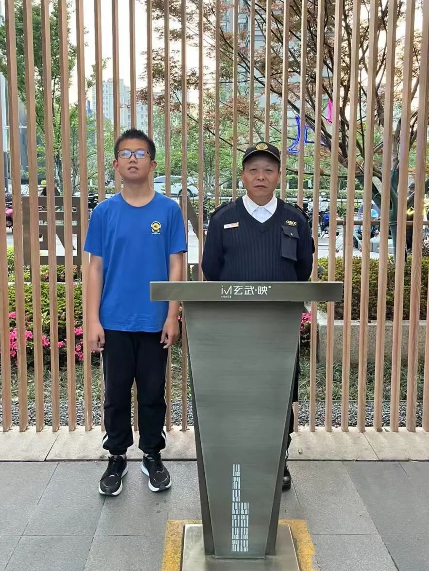 用双手创造美好，用行动感恩生活——南京市科利华中学铁北分校
