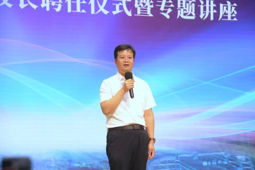 【金陵河西•校园】“教授天团”来学校开课了!