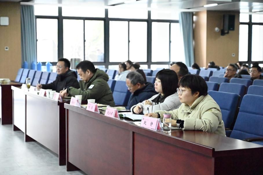 南京市姬大卫德育名师工作室研讨活动暨南师附中高淳第四届德育论坛活动纪实