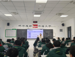 青蓝携手共成长,新锐汇报展风采——南师附中高淳学校“青蓝工程”新锐教师汇报课活动