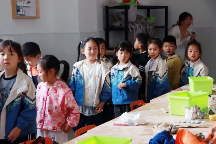 幼小衔接启新程 萌娃探校向未来——南师附中高淳学校小学部与美临香逸幼儿园开展幼小衔接活动