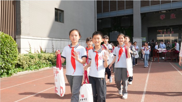医教携手护成长！南京市中华中学初中部这场校园健康文化节亮点满满