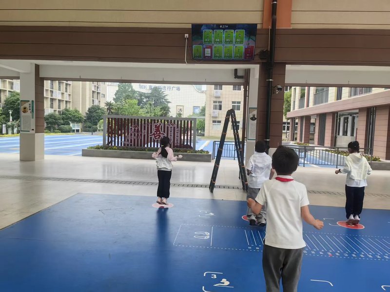 早起,先去操场'撒个野'高淳区实验小学'活力清晨'晨间锻炼活动纪实